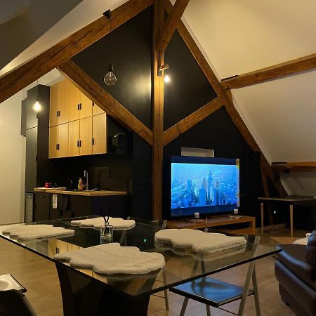 Loft Sous Combles Apartment Обержонвил Екстериор снимка