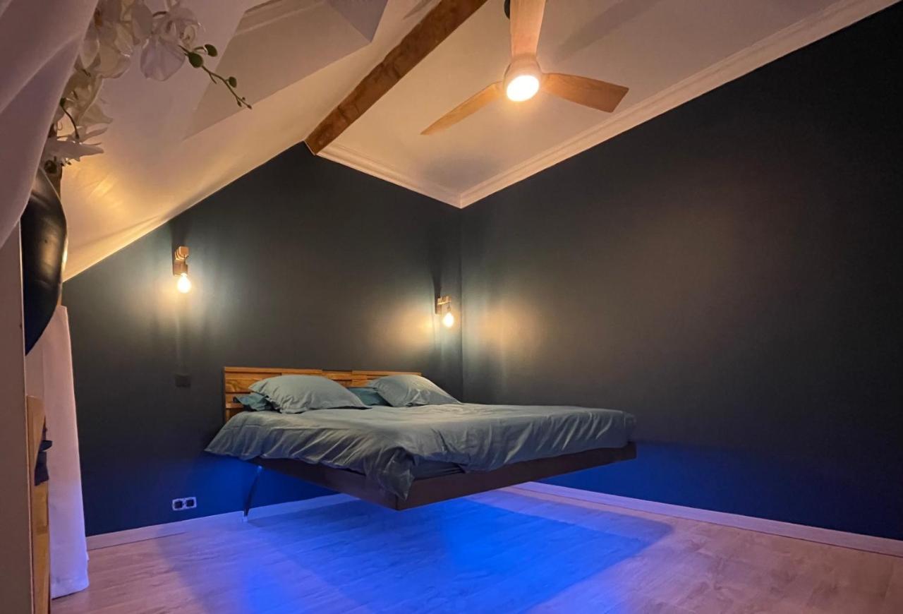Loft Sous Combles Apartment Обержонвил Екстериор снимка