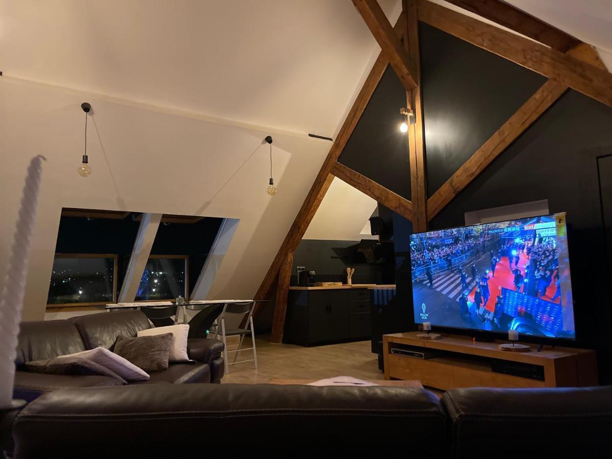 Loft Sous Combles Apartment Обержонвил Екстериор снимка